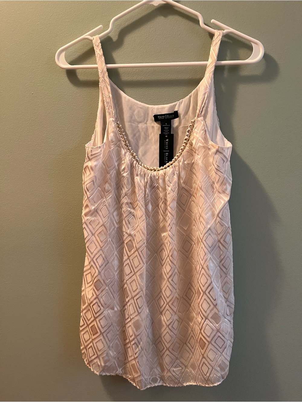 White House Black Market Ivory Embossed Geometric Camisole